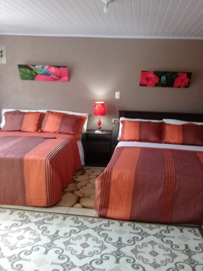 Rancha Azul Inn Алахуэла Экстерьер фото